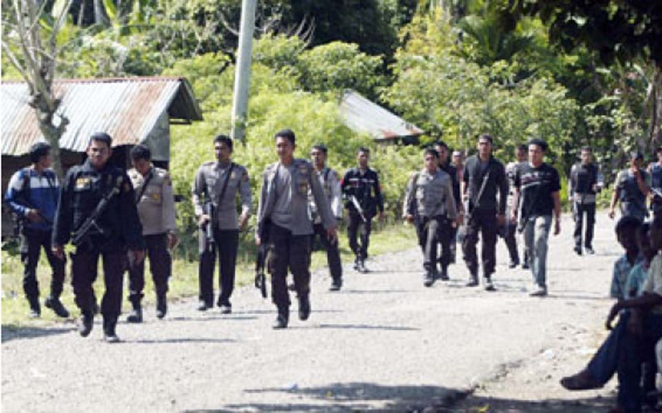 Police operation in Greater Aceh (Tempo)