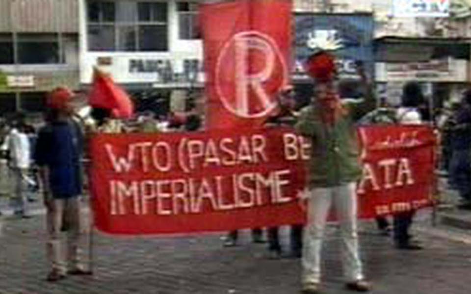 Protest against WTO and imperialism in Yogyakarta (Liputan 6)