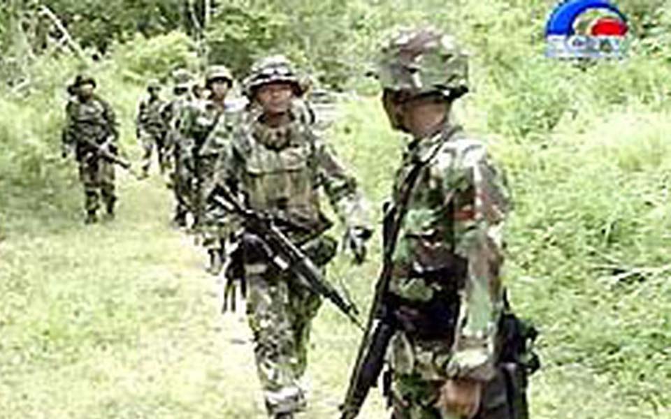 Indonesian soldiers on patrol in Aceh (Liputan 6)