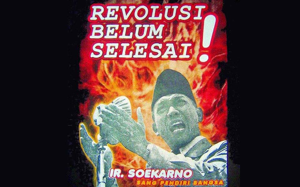 Cover of President Sukarno's book 'The revolution is not yet finished'