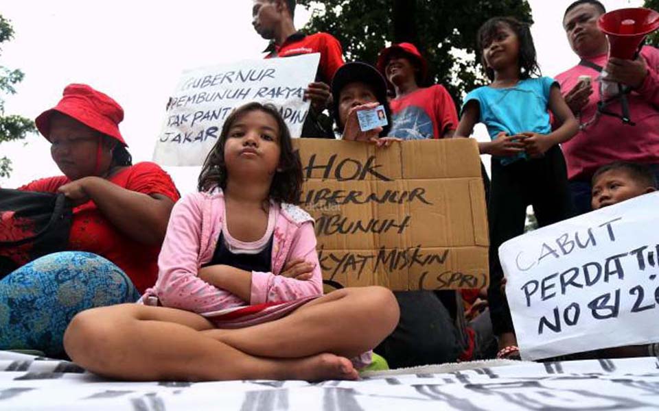 Children join protest against Bylaw No 8, 2007 (Aktual)