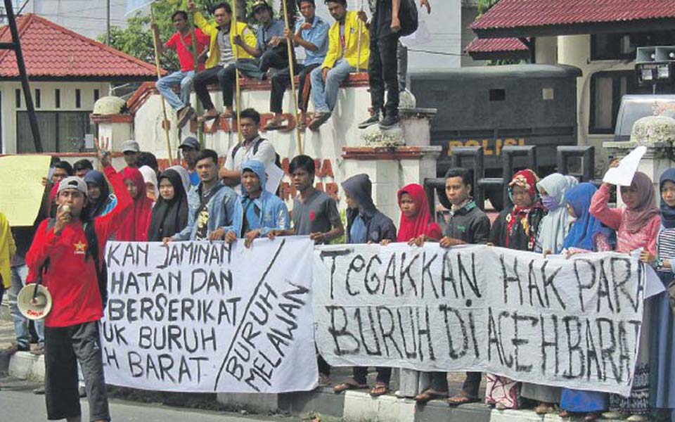 May Day rally in Banda Aceh (Tribune)