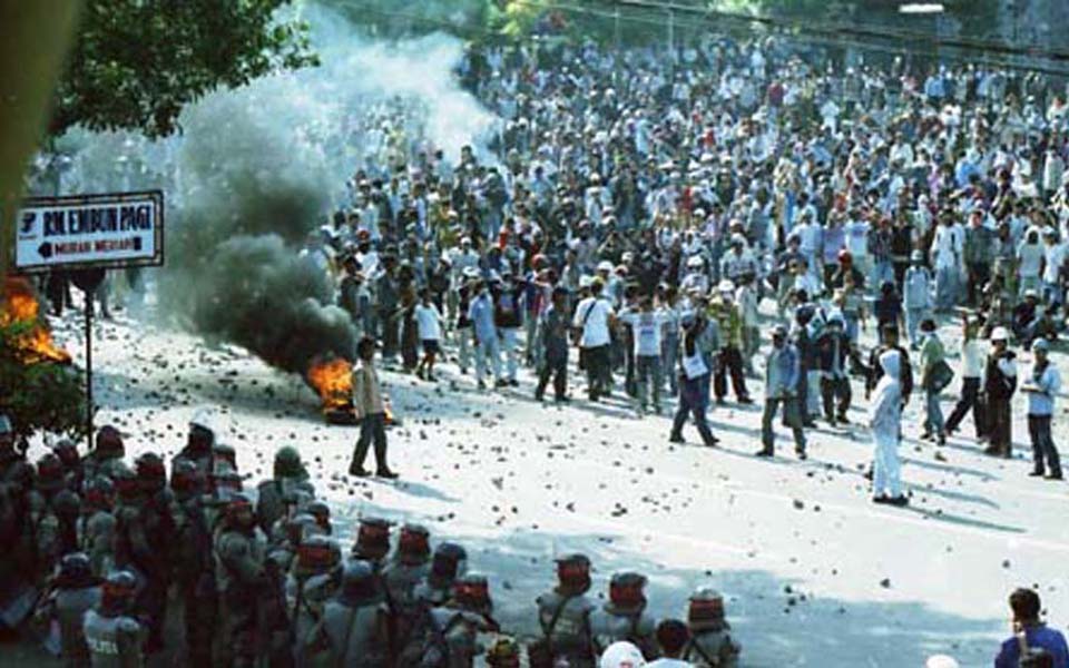 1998 protest against Suharto regime in Jakarta