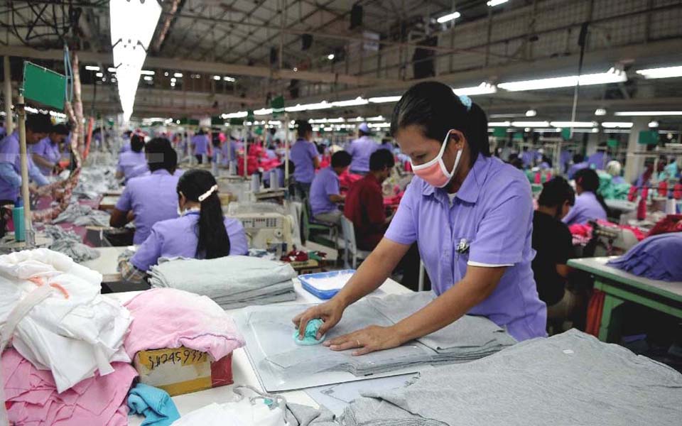 Indonesian textile factory workers (dangcongsan)