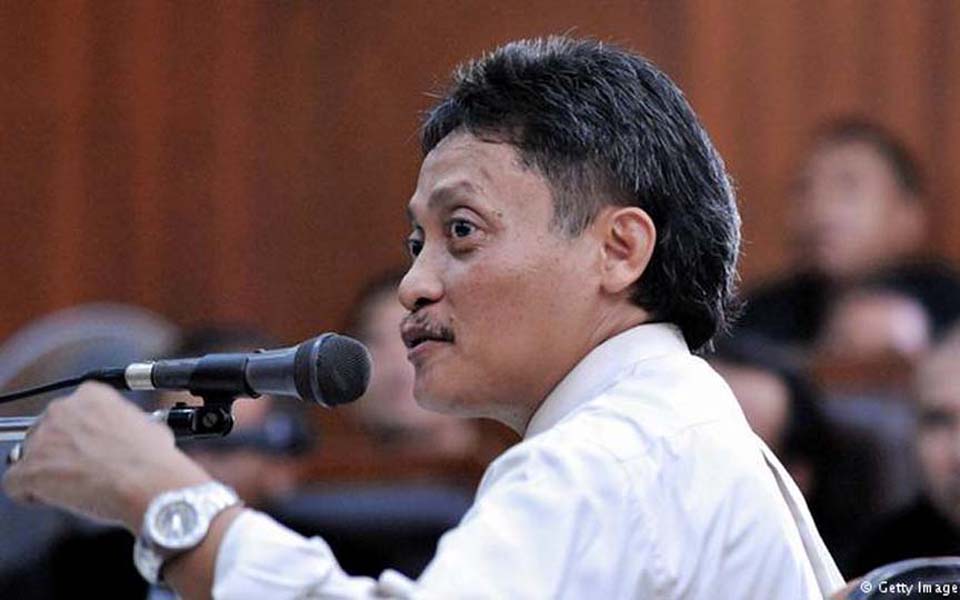 Pollycarpus Budihari Priyanto testifies in court (DW)