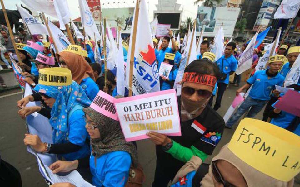 Workers hold May Day rally in Lampung (Tribune)