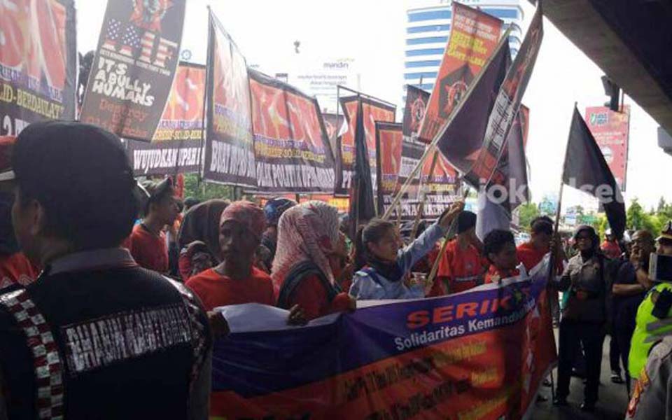 Workers commemorate May Day in Makassar (Pojok Satu)