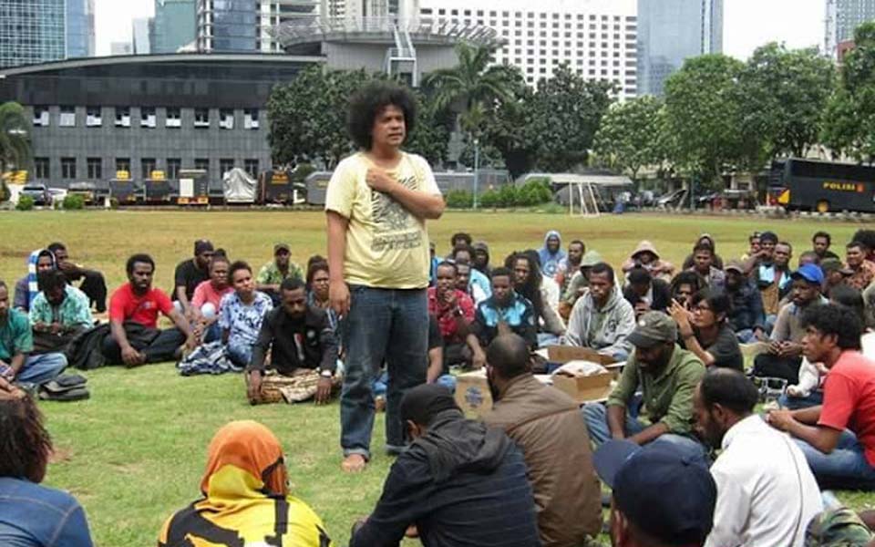 Surya Anta speaking at Papuan action in Jakarta (Pembebasan)