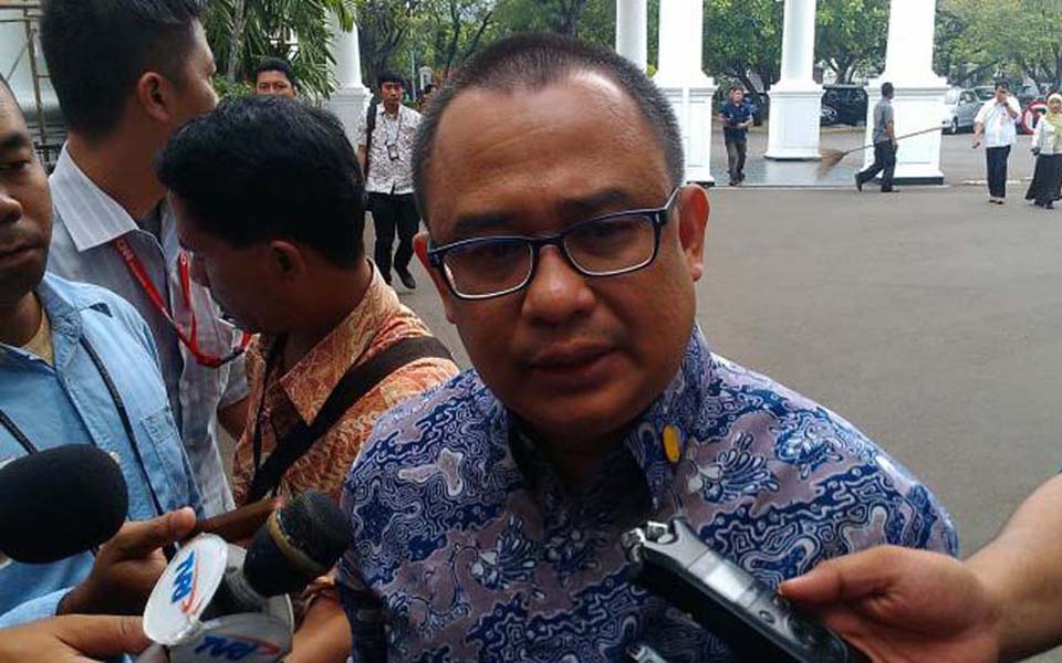 AAGN Ari Dwipayana speaks with reporters in Jakarta (Tribune)