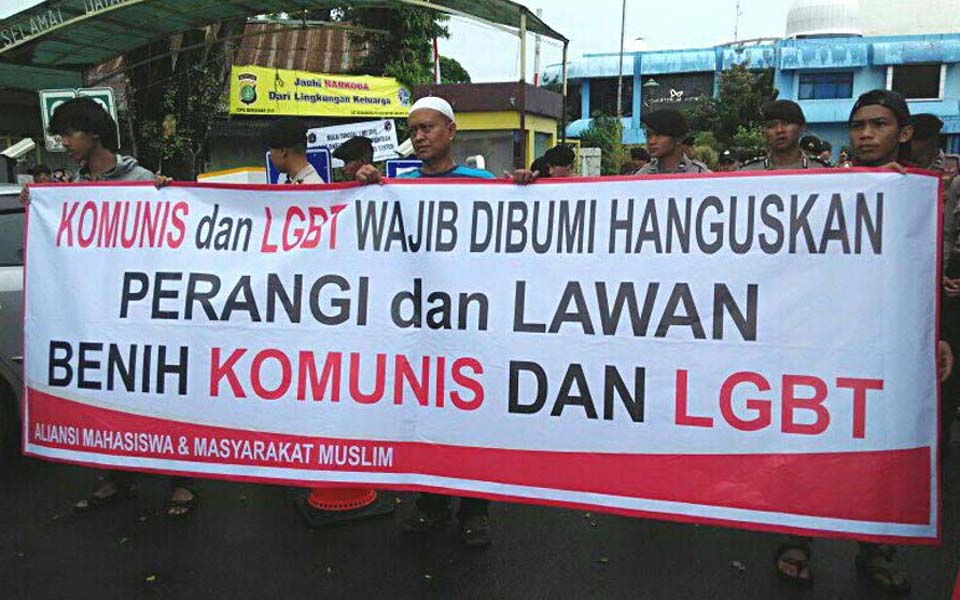 Protest against 3rd ASEAN Literary Festival – May 2016 (Billybil)