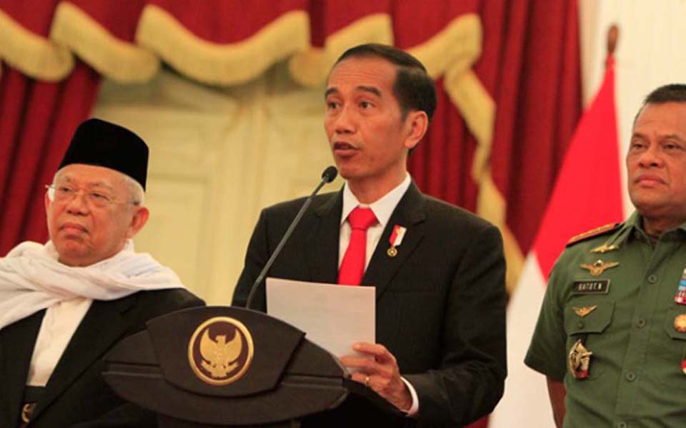  Joko President Widodo speaks at State Palace press conference - May 16, 2016 (Tempo)