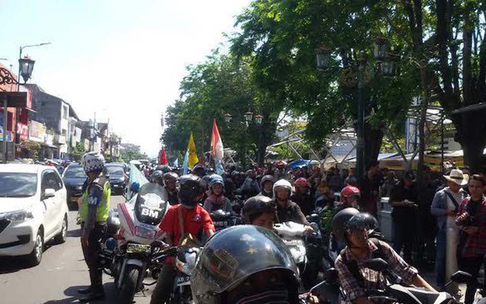 May Day rally on Jalan Malioboro in Central Yogyakarta - May 1, 2017 (Edzan Raharjo)