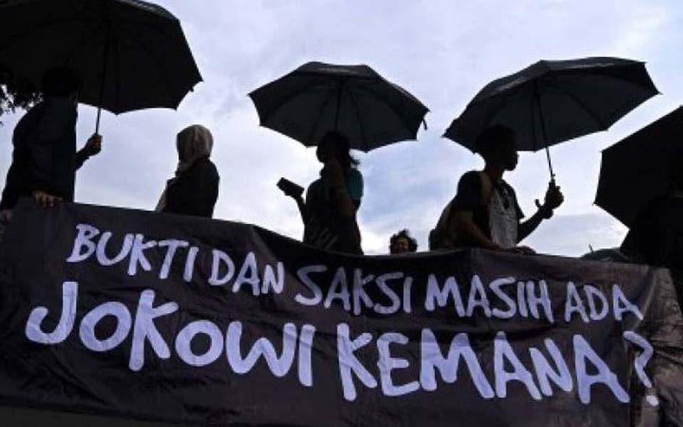 Thursday action - 'Evidence and Witnesses Exist. But Where's Jokowi' - Undated (KBR)