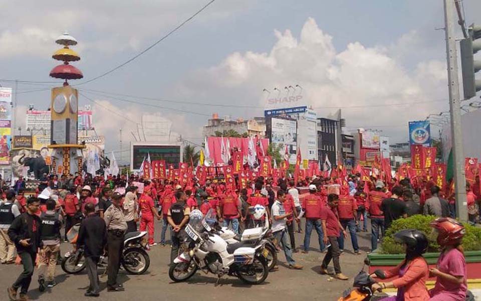 PPRL workers commemorate May Day in Banda Lampung - May 1, 2018 (Tribune)