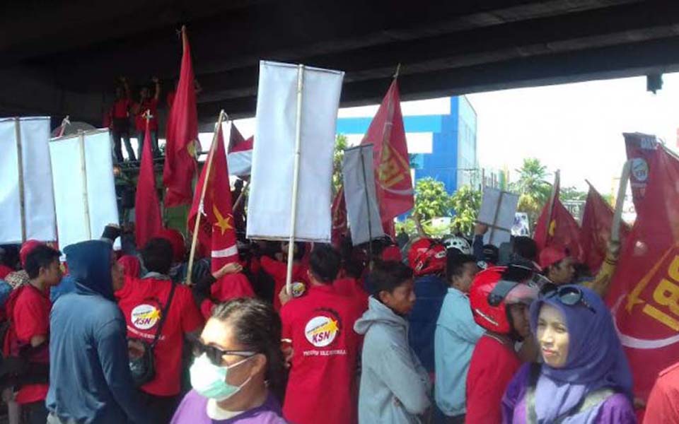 Workers commemorate May Day in Makassar - May 1, 2018 (Tribune)