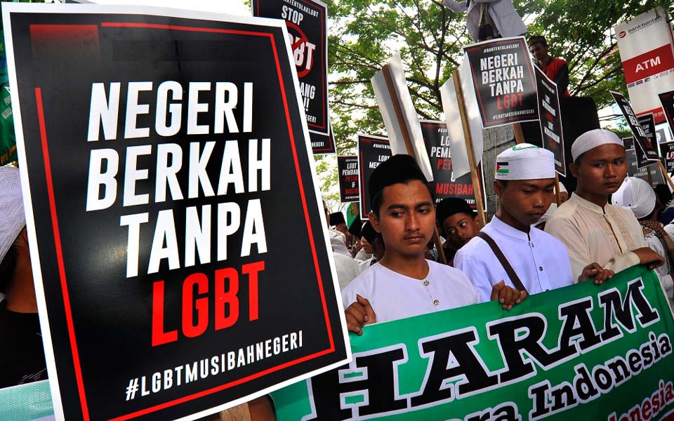 Banner reads ‘A Country is Blessed without LGBT’ (Muslim Obsession)