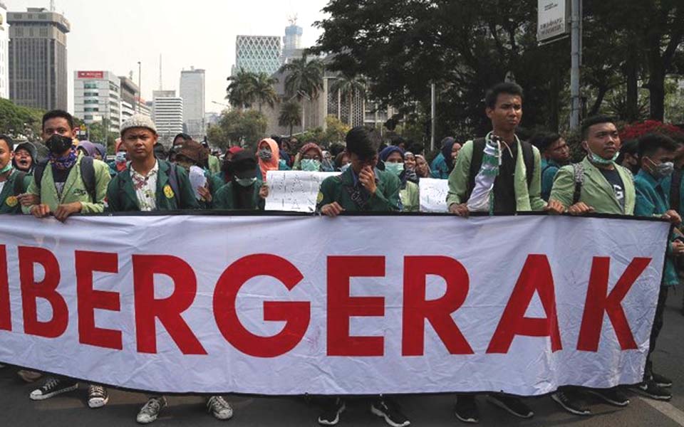 BEM SI protest at the Horse Statue in Central Jakarta – October 17, 2019 (Detik)