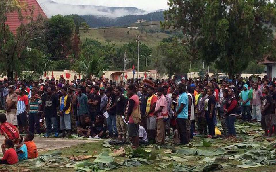 KNPB members hold joint prayers in Papua (CNN)