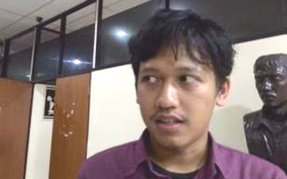 Kontras monitoring bureau head Rivanlee Anandar (Kompas)