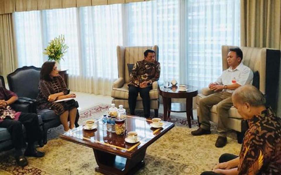 Moeldoko speaks with Mugiyanto and family representatives – March 13, 2019 (Dok KSP)