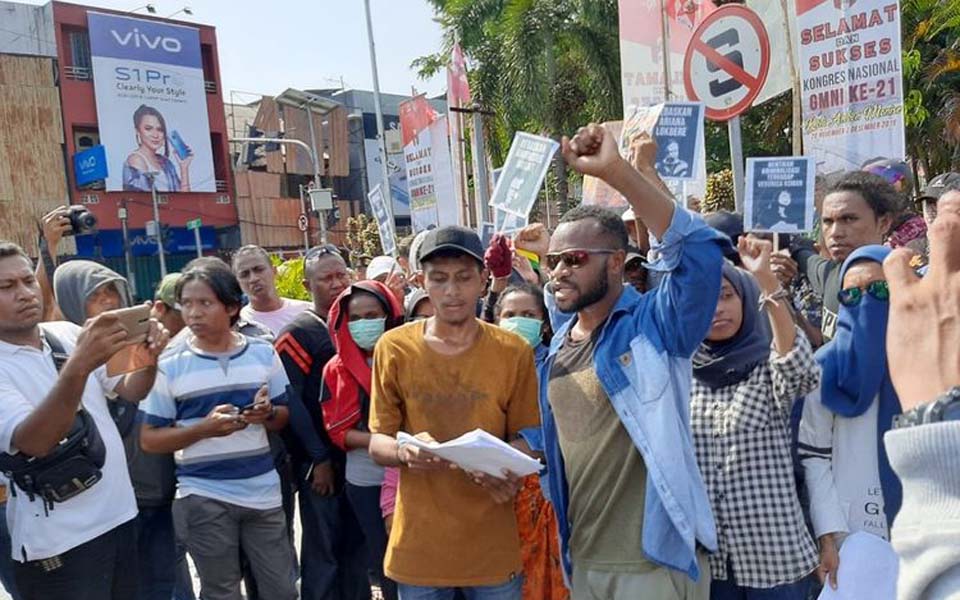 Papuan students hold rally demanding referendum in Ambon – December 1, 2019 (Kompas)
