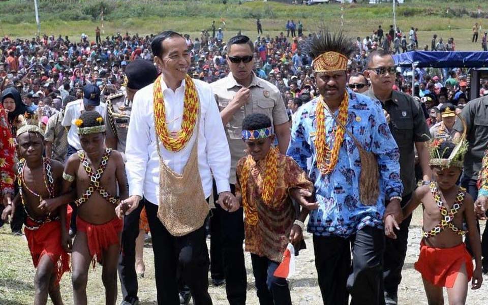 President Widodo on visit to Arfak Mountain in Papua – October 27, 2019 (Presidential Press Bureau)