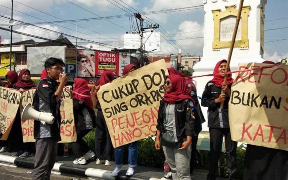 Protest action at the Pal Putih Monument in Yogyakarta – December 10, 2019 (Suara Yogya)
