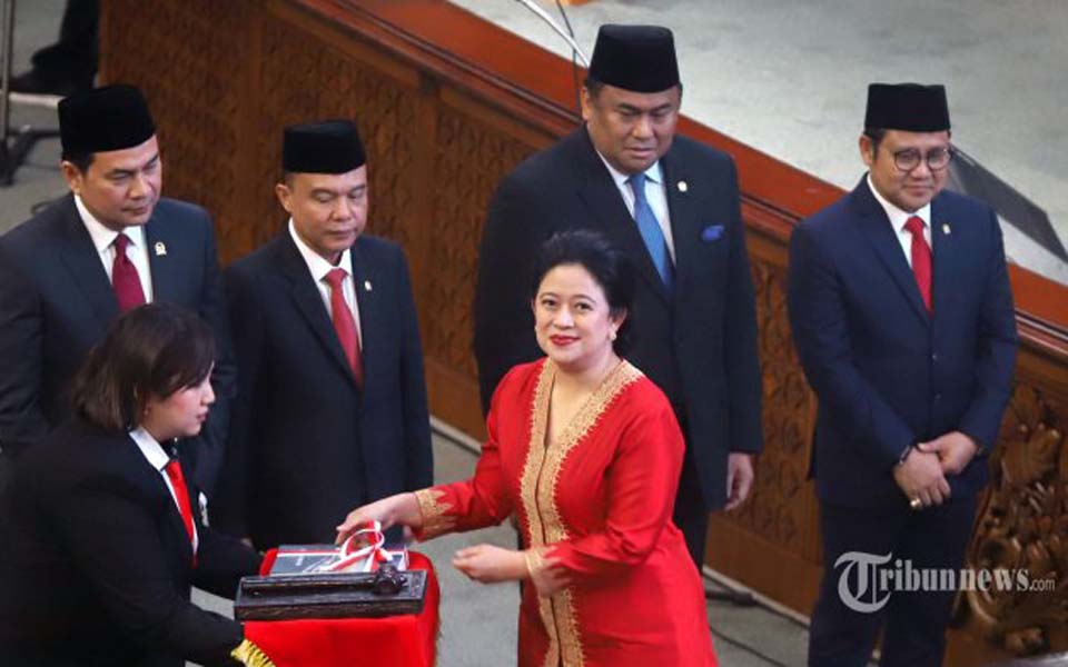 Puan Maharani being sworn in as new DPR speaker – October 1, 2019 (Tribune)