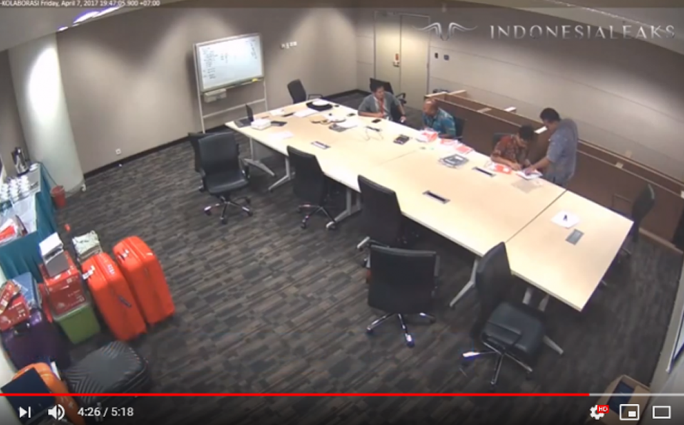 Screen shot from CCTV video recording showing evidence tampering (IndonesiaLeaks)