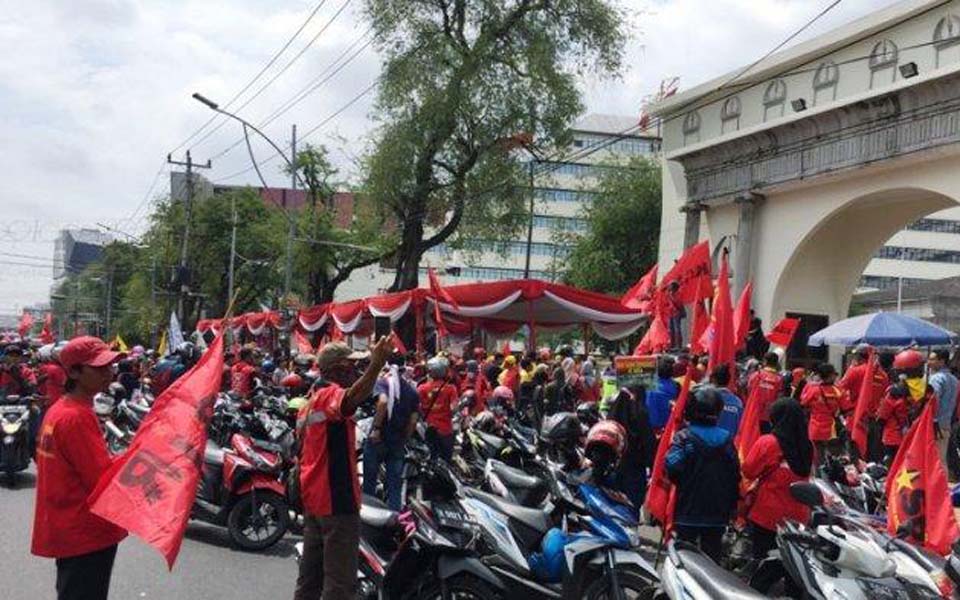 Workers hold May Day rally at Semarang City Hall – May 1, 2019 (Tribune)