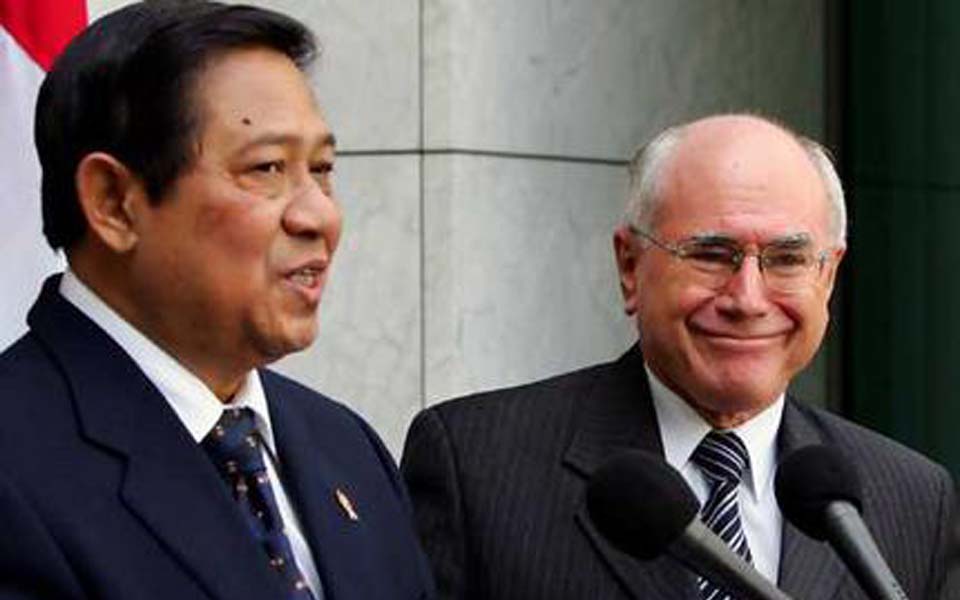 Australian PM John Howard and Indonesian President Susilo Bambang Yudhoyono (AP)