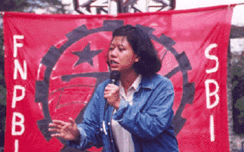 Dita Sari speaking at FNPBI rally in Jakarta (Sam King)