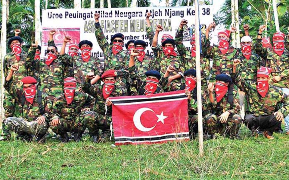 Free Aceh Movement fighters (Kompasiana)