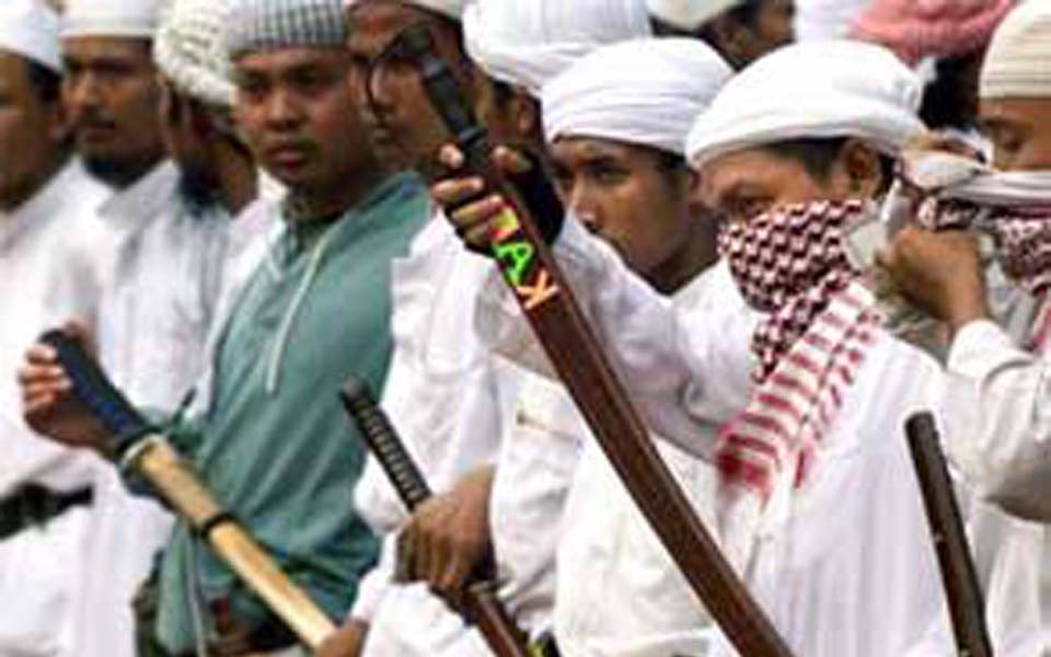 Lakasar Jihad members in Ambon (cb96t)