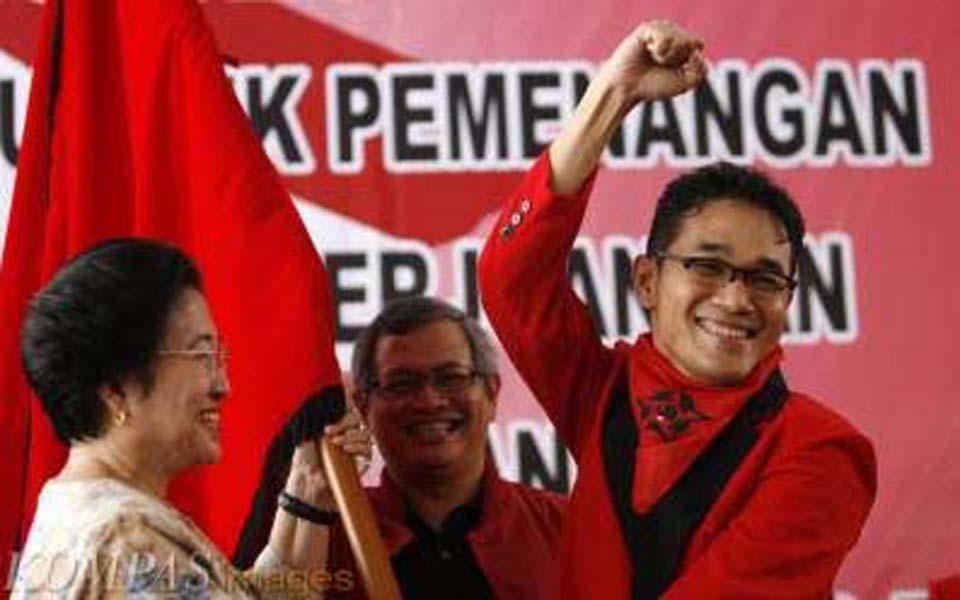 PDIP chairperson Megawati and Budiman Sudjatmiko (pdicabangmaya)