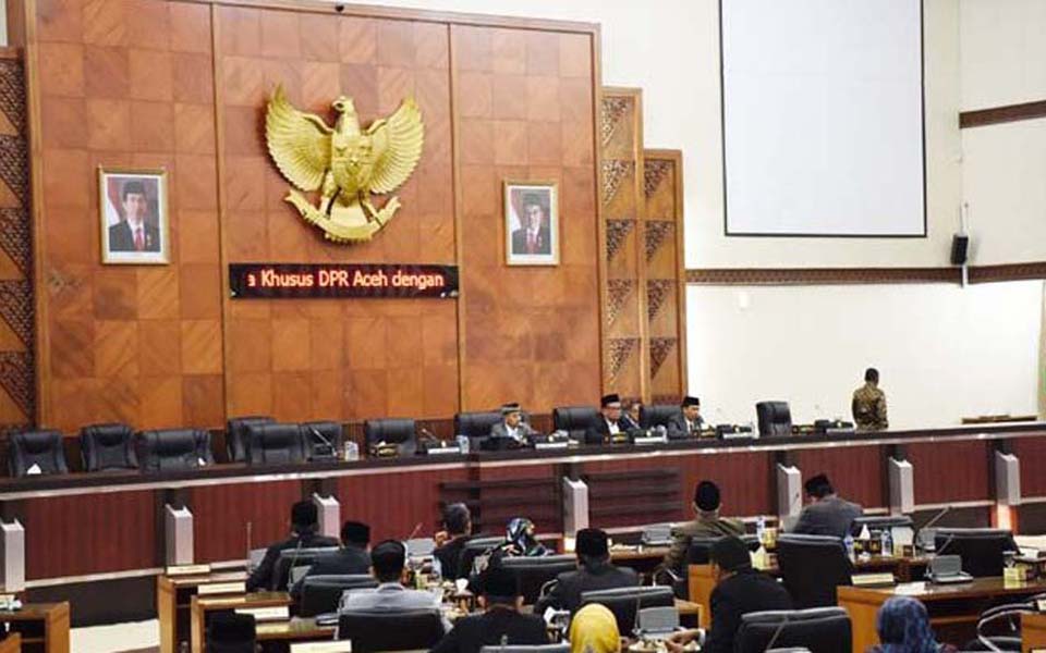 Aceh Regional House of Representatives plenary meeting (Tribune)