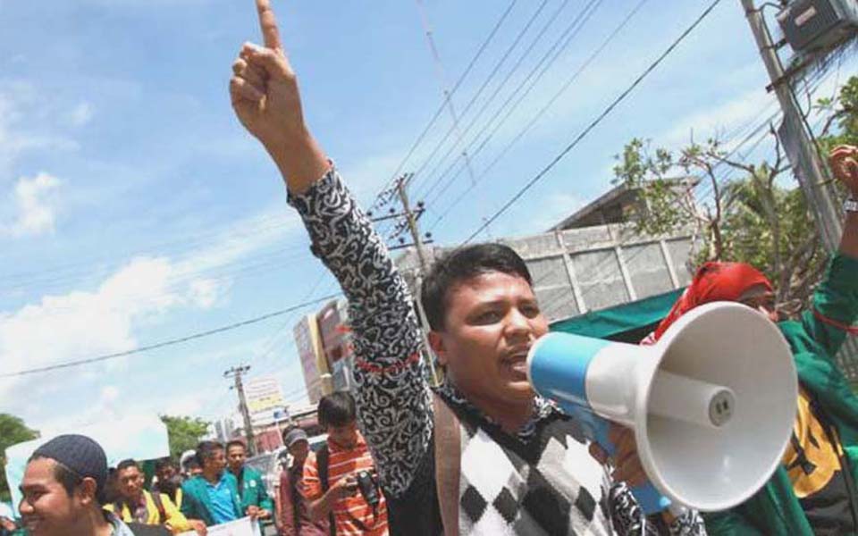 Protesters calling for peaceful resolution to Aceh conflict (Tribune)