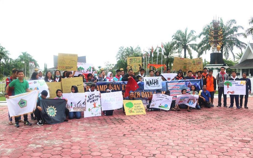 WALHI activists celebrate anniversary of organisation (Walhi Kalteng)