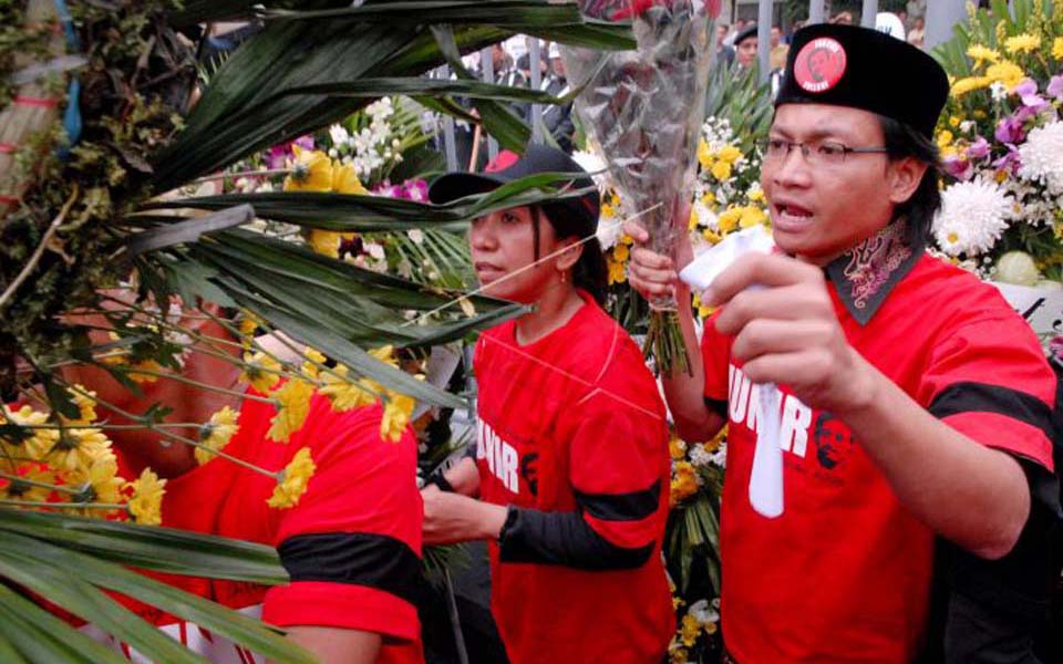 Activists commemorate 3 years since Munir's death - September 7, 2007 (Antara)