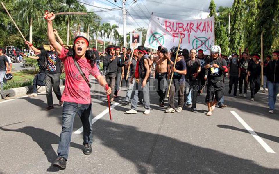 Protest calling for the FPI to be disbanded