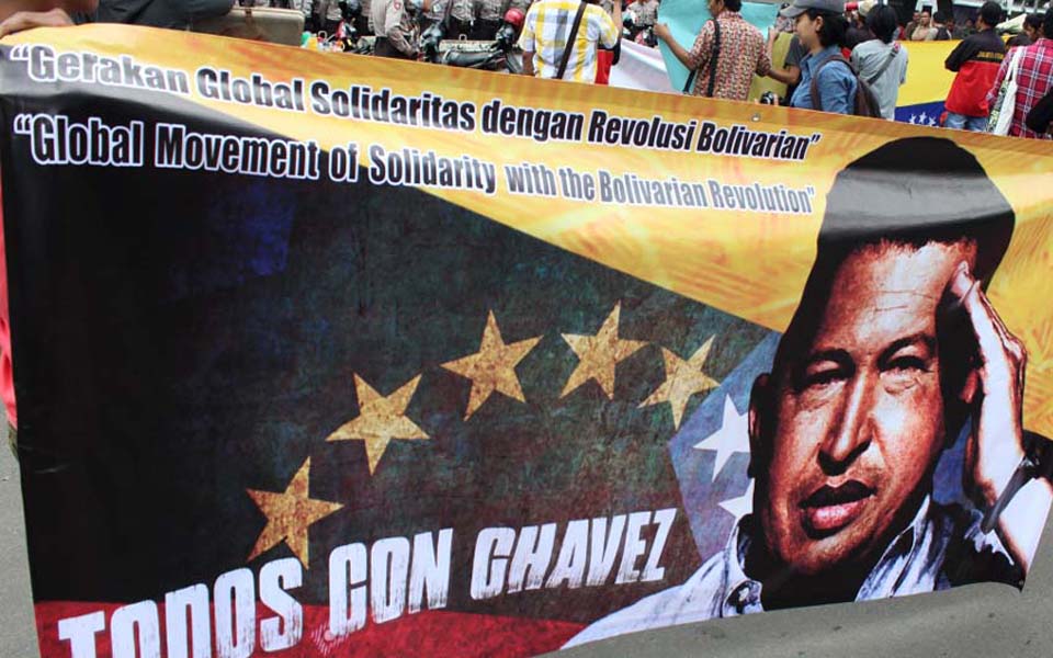 Solidarity action in support of Venezuela at Monas in Jakarta (PM)