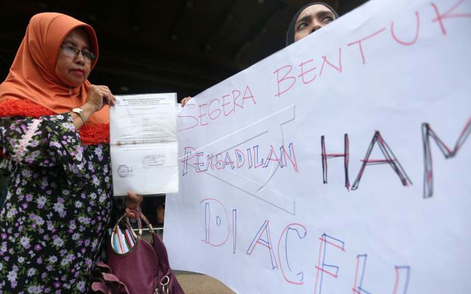 SPKP HAM protest at Aceh Regional House of Representatives (Antara)