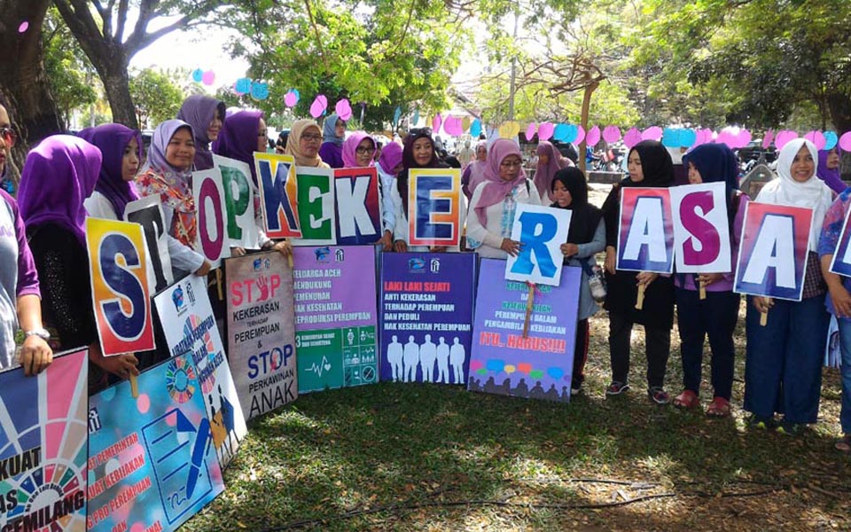 Women gather to commemorate IWD in Aceh (Aceh News)
