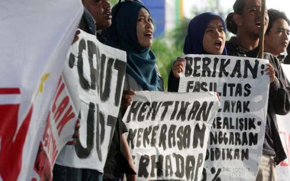 National Student Front protest (Tribune)