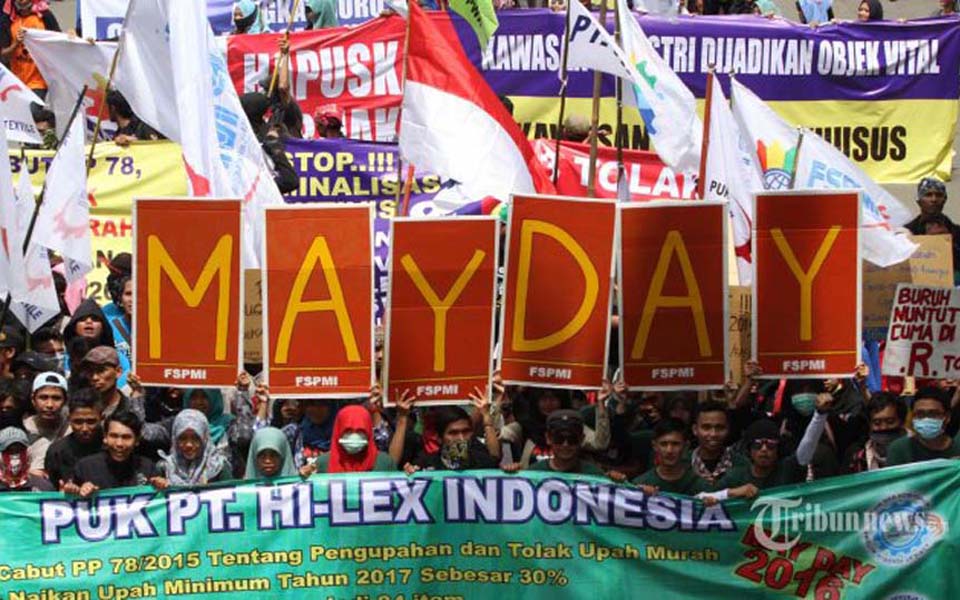 Workers commemorate May Day with rally in front of State Palace in Jakarta (Tribune)
