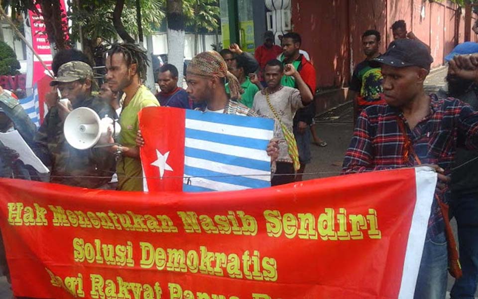 Papuan students protest in Yogyakarta calling for self-determination (AMP News)