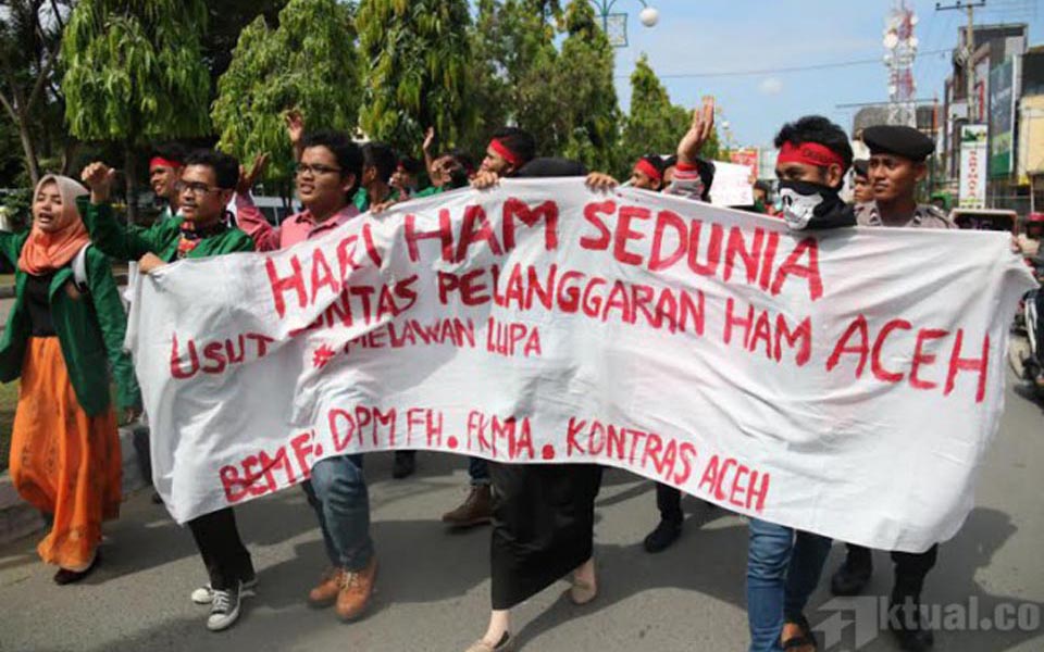 Students demand resolution to human rights violations in Aceh (Actual)