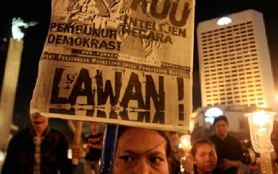 Students protest against draft intelligence law in Jakarta (Antara)