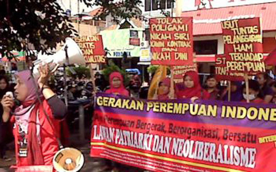 Indonesian Women's Movement IWD rally in Yogyakarta - March 8, 2011 (Okezone)