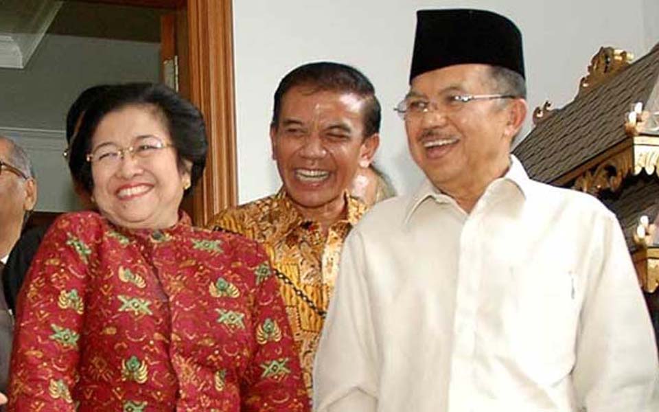 Jusuf Kalla and Megawati Sukarnoputri (Republika)